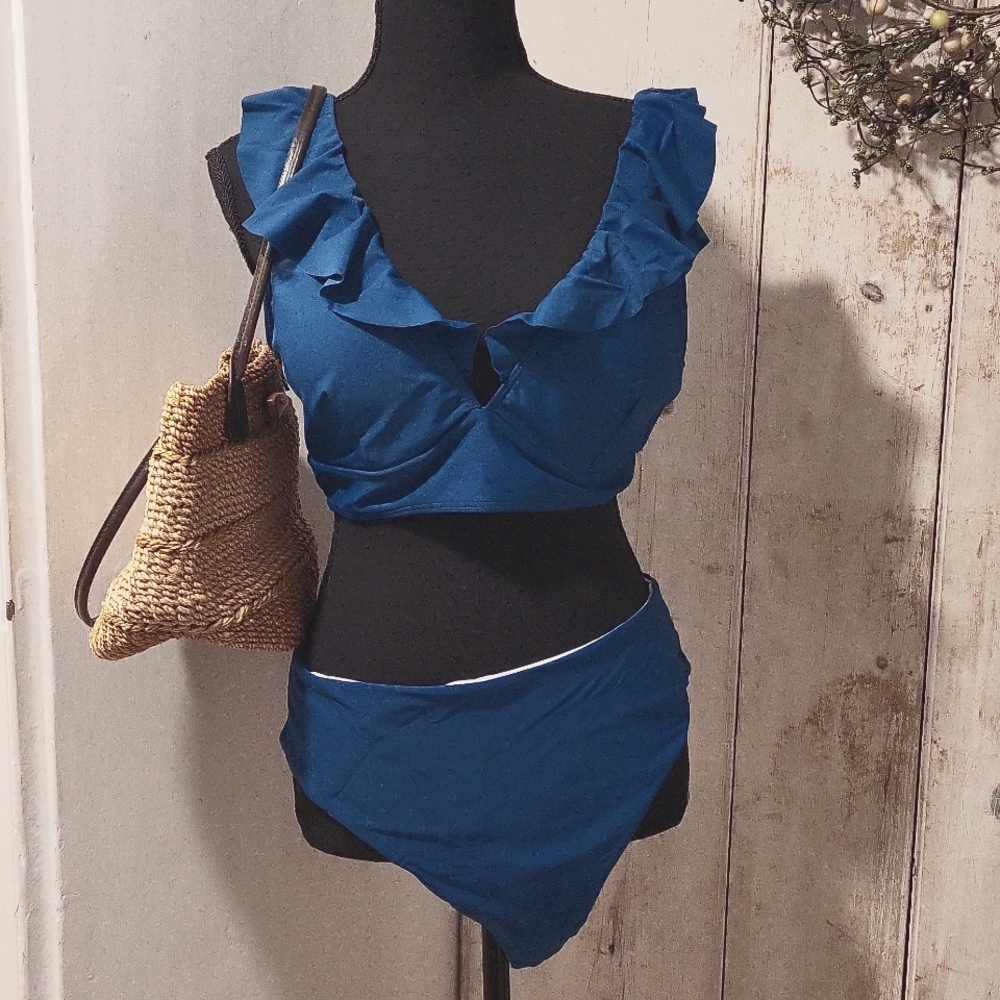 Nwot swim suit